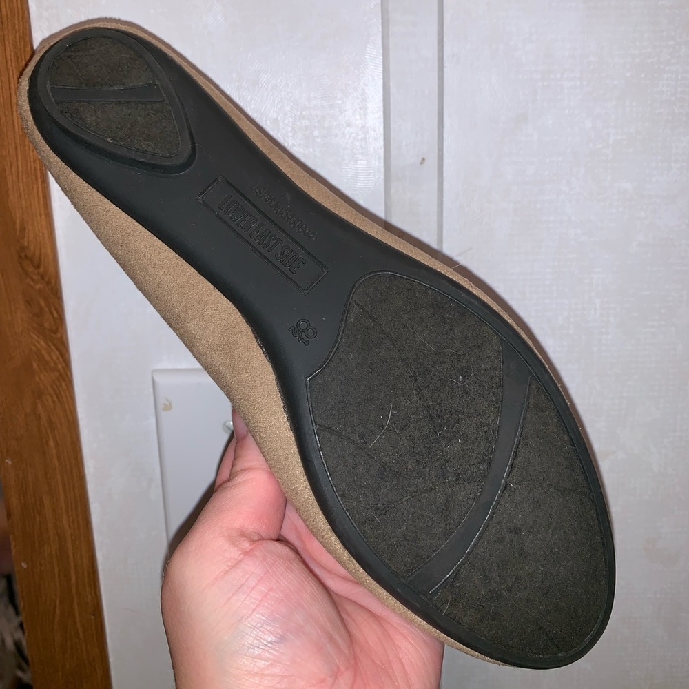 Flats - Picture 2 of 2